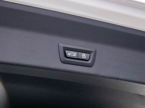 Used 2023 BMW X3 M40i w/ Premium Package image 33