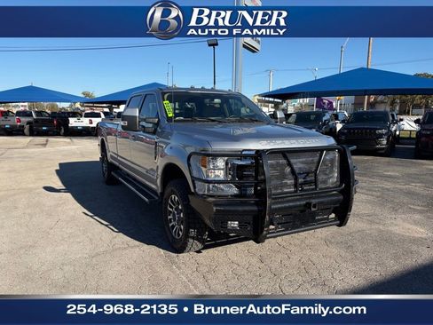 Used 2022 Ford F350 Lariat w/ Lariat Value Package image 3