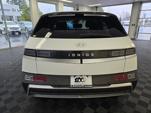 New 2026 Hyundai Ioniq 5 SE image 5