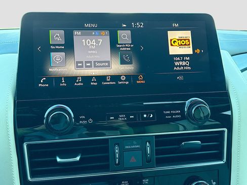 Used 2024 INFINITI QX80 Sensory image 32