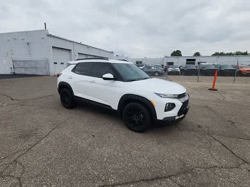 Used 2022 Chevrolet TrailBlazer ACTIV FWD image 9