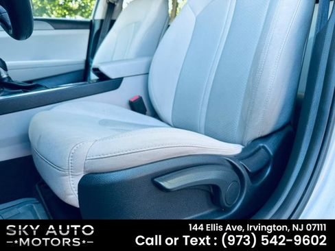 Used 2016 Hyundai Sonata SE image 18