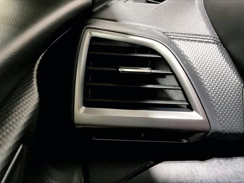 Used 2019 Subaru Forester w/ Alloy Wheel Package image 34