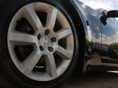 Used 2003 Nissan 350Z Touring image 22