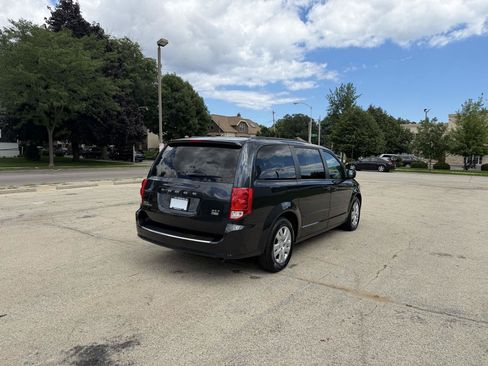 Used 2014 Dodge Grand Caravan SXT w/ Quick Order Package 29G SXT FWD image 7