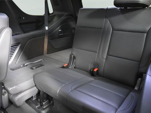 Used 2023 Chevrolet Tahoe LT image 31