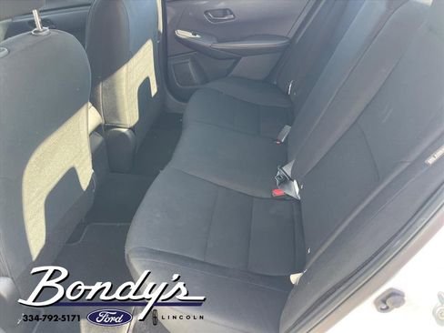 Used 2024 Nissan Sentra S image 11