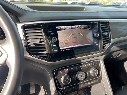 Used 2022 Volkswagen Atlas SE image 24