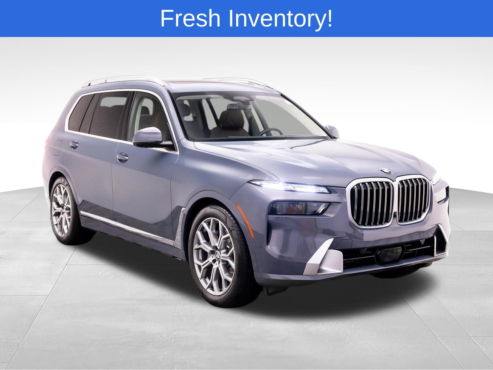 Certified 2026 BMW X7 xDrive40i w/ Executive Package AWD/4WD image 7