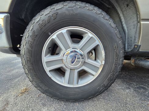 Used 2006 Ford F150 XLT image 9