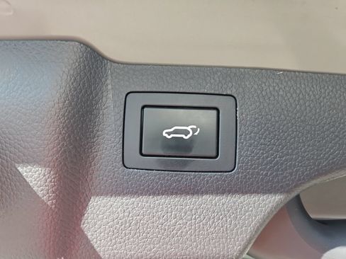 Used 2017 Hyundai Santa Fe Sport AWD/4WD image 16