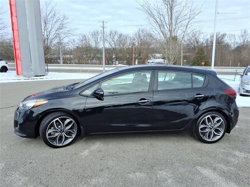Used 2016 Kia Forte SX w/ SX Premium Technology Package image 19