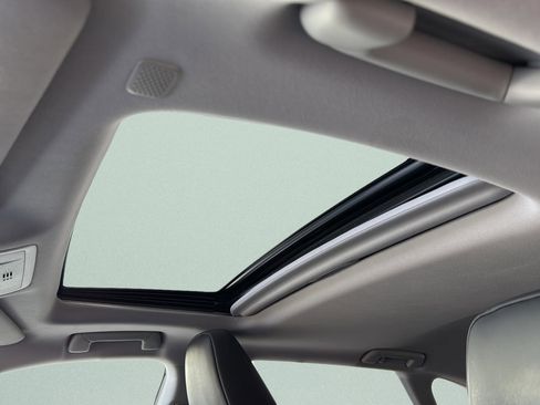 Used 2018 Lexus RX 350L image 28