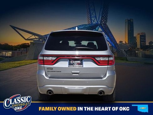 Used 2021 Dodge Durango SXT image 6