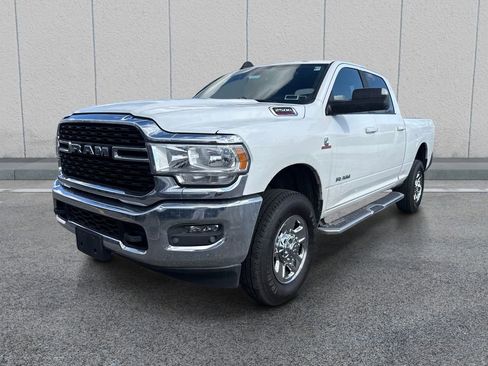 Used 2022 RAM 2500 Big Horn AWD/4WD image 3