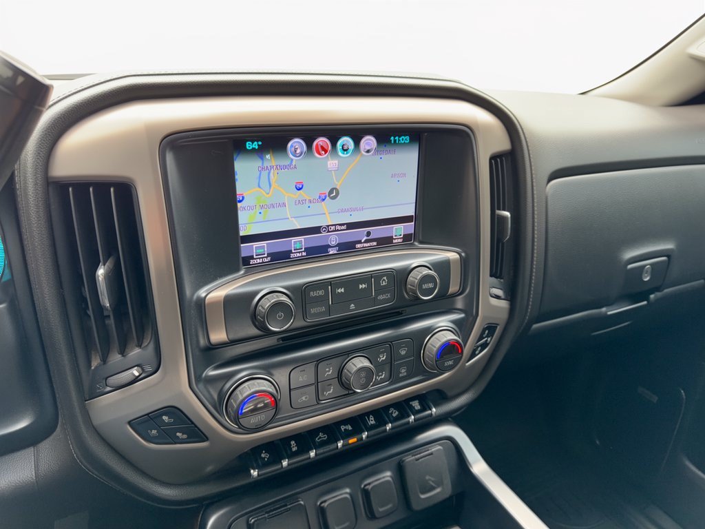 Used 2017 GMC Sierra 2500 Denali w/ Duramax Plus Package AWD/4WD image 23