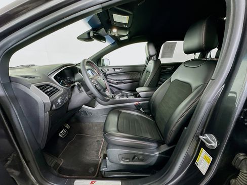 Used 2020 Ford Edge ST-Line FWD image 13