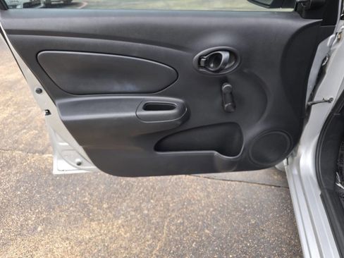 Used 2014 Nissan Versa S Plus image 15