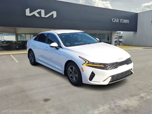 Certified 2022 Kia K5 LX FWD image 1