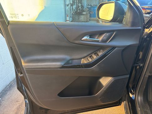 Used 2025 Chevrolet Equinox LT image 20