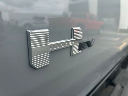 New 2025 GMC Hummer EV 3X image 5