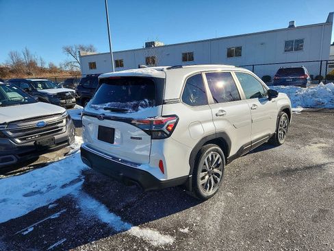 New 2025 Subaru Forester Touring image 4