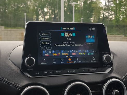 Used 2025 Nissan Sentra SV image 22