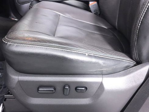 Used 2016 Ford F350 Lariat w/ Lariat Ultimate Package image 31