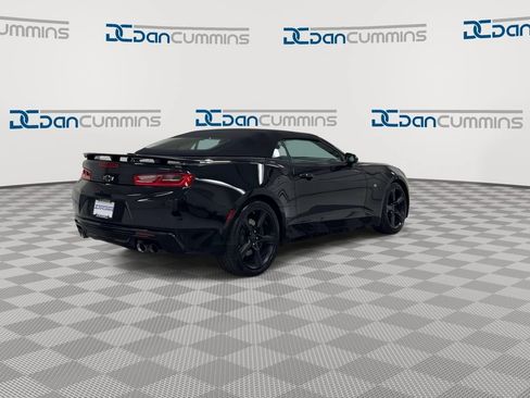 Used 2018 Chevrolet Camaro SS RWD image 8