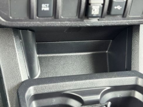 Used 2020 Toyota Tacoma SR5 image 17