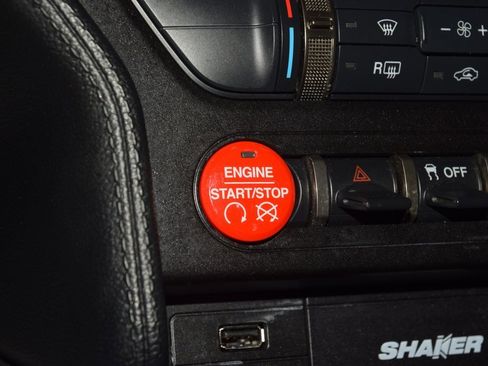 Used 2017 Ford Mustang Shelby GT350R w/ GT350R Equipment Group 920A image 36