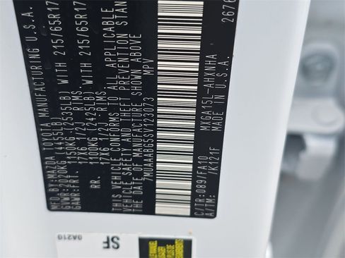 Used 2025 Toyota Corolla Cross L image 14