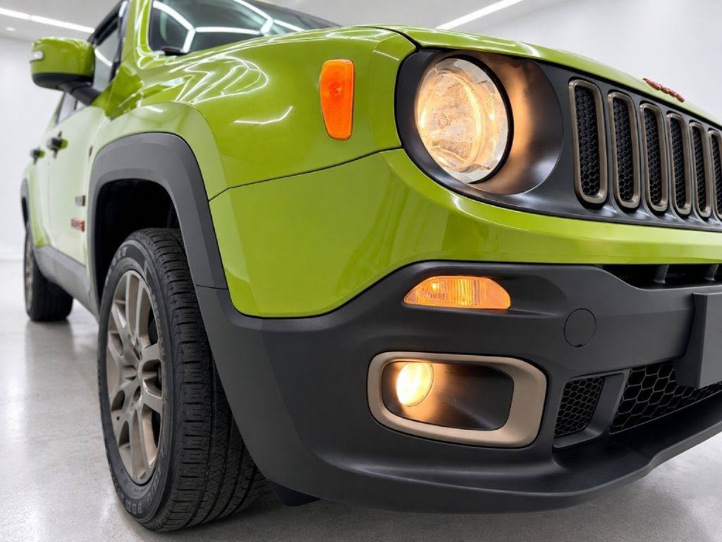 Used 2016 Jeep Renegade 75th Anniversary AWD/4WD image 36