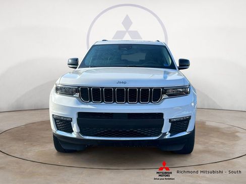 Used 2023 Jeep Grand Cherokee L Limited AWD/4WD image 8