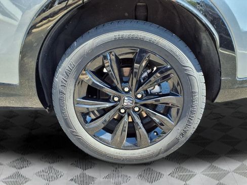 Certified 2025 Buick Envista Sport Touring FWD image 9