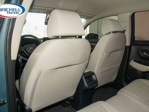 Certified 2024 Honda HR-V LX image 18