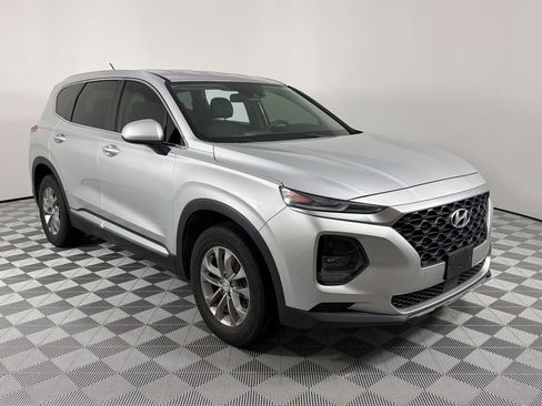 Used 2020 Hyundai Santa Fe SEL w/ Convenience + Premium Package FWD image 7