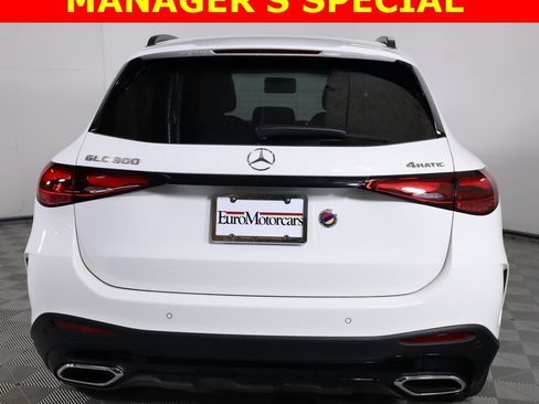 Certified 2025 Mercedes-Benz GLC 300 4MATIC image 5