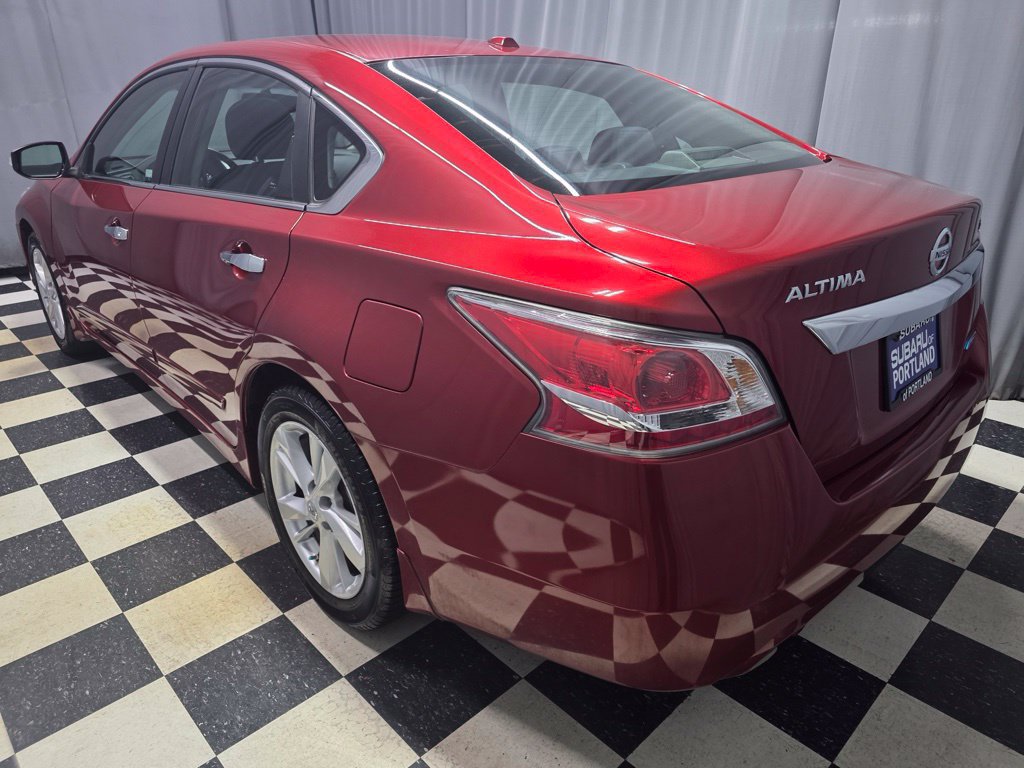 Used 2014 Nissan Altima 2.5 SV w/ Convenience Package FWD image 6