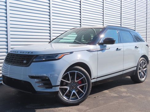 New 2025 Land Rover Range Rover Velar Dynamic SE image 1