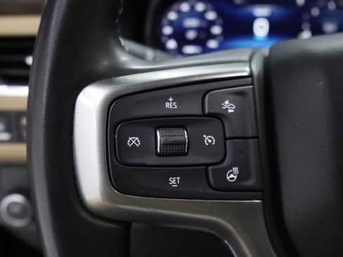 Used 2024 Chevrolet Suburban Premier image 15