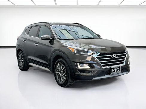 Used 2020 Hyundai Tucson Ultimate w/ Cargo Package FWD image 3