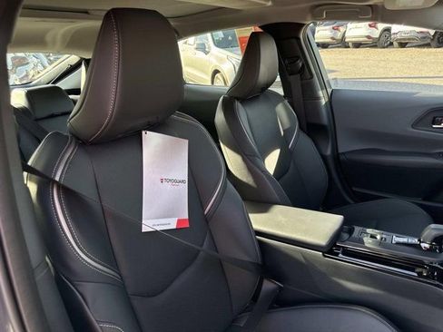 New 2026 Toyota Prius Limited FWD image 18