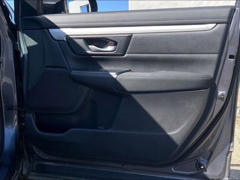 Used 2019 Honda CR-V LX image 23