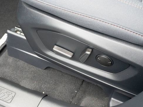 Used 2025 Ford Explorer Active RWD image 17
