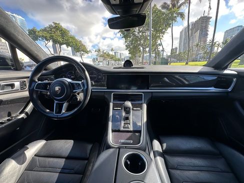 Used 2017 Porsche Panamera Turbo w/ Sport Chrono Package image 10