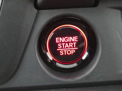 New 2025 Honda Pilot Touring image 34