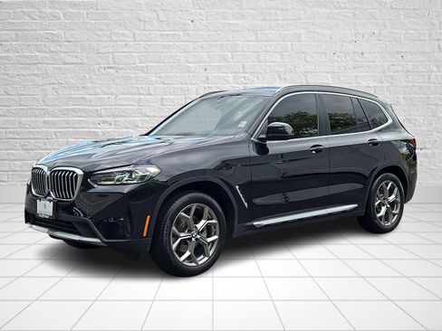 Used 2024 BMW X3 xDrive30i w/ Premium Package w/ZPA AWD/4WD image 3