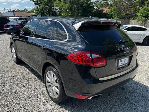 Used 2014 Porsche Cayenne image 9