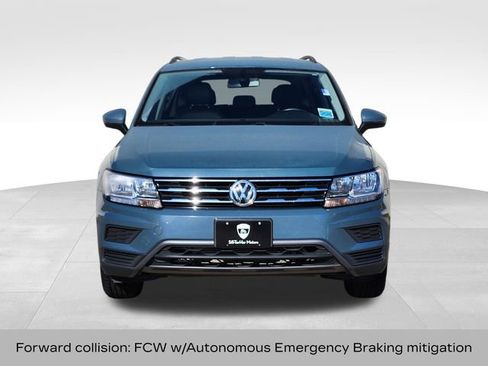 Used 2021 Volkswagen Tiguan SE image 3
